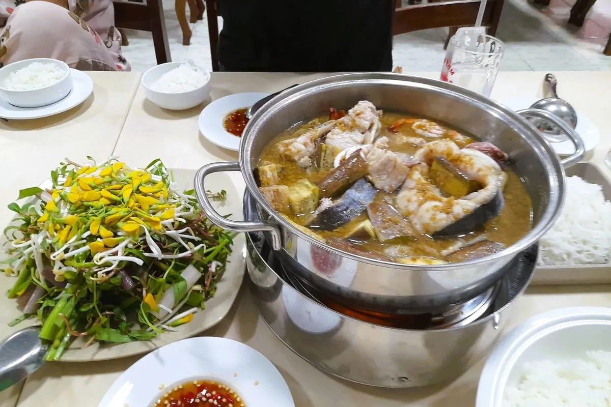 Nhà hàng Bảy Bồng tại Châu Đốc