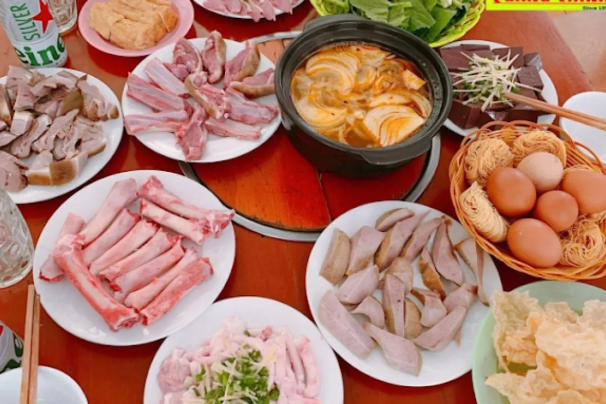 Lẩu dê Quang chính gốc tại Châu Đốc