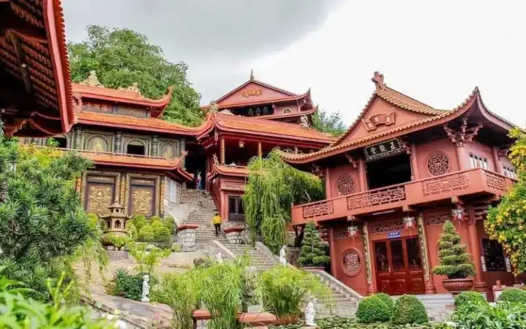 Chùa Hang Châu Đốc An Giang - Tuyệt sắc linh thiêng