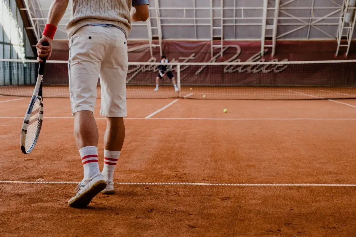 Sân tennis đất nện