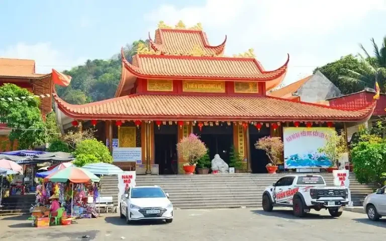 Tham quan Thiền viện Đông Lai (Chùa Bánh Xèo) An Giang