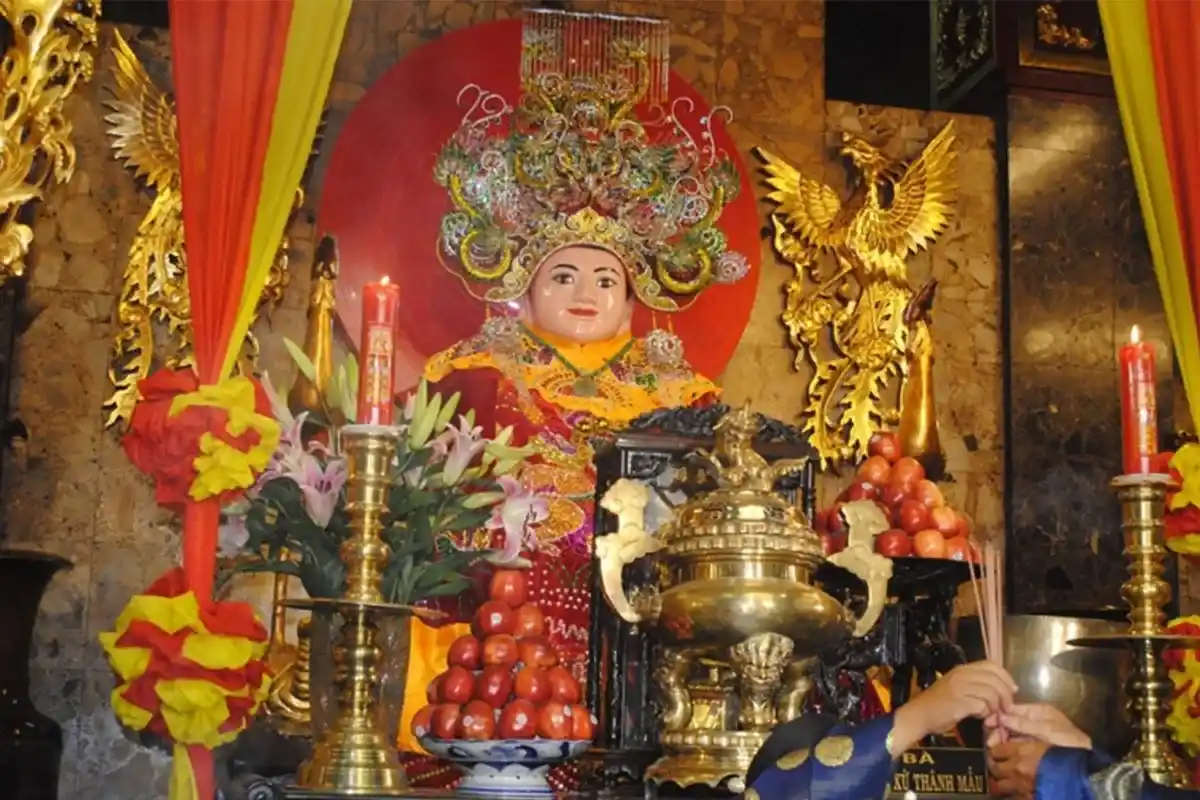 Tượng Bà Chúa Xứ trên đỉnh Núi Sam khởi nguồn truyền thuyết linh thiêng từ thế kỷ 19 tại Châu Đốc