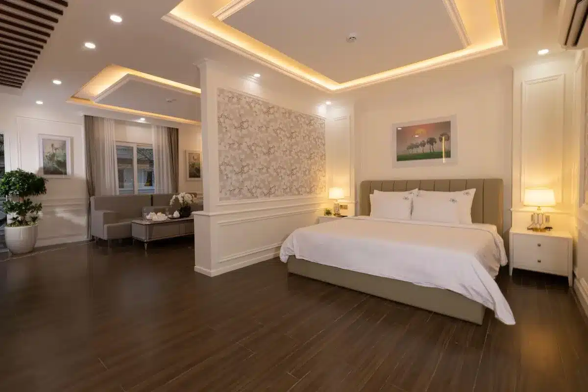 Phòng Luxury Suite sang trọng & rộng rãi