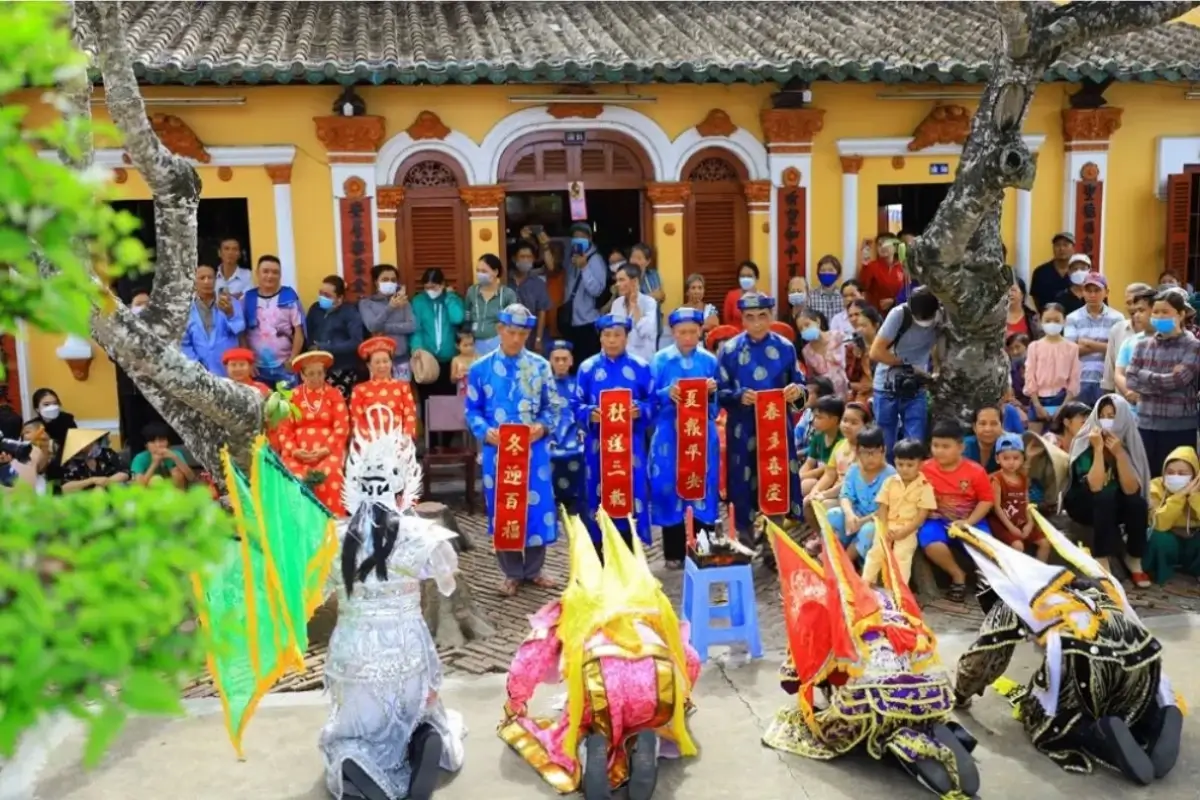 Có rất nhiều hoạt động được diễn ra tại Lễ hội Kỳ Yên