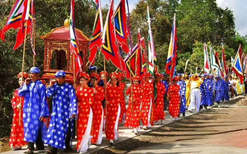 Tham quan lễ hội Kỳ Yên Đình thần Mỹ Thới tại An Giang