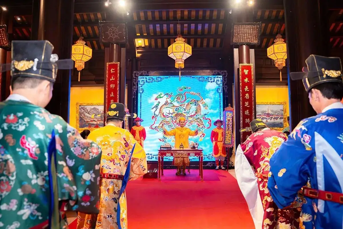 Cải lương tại đình