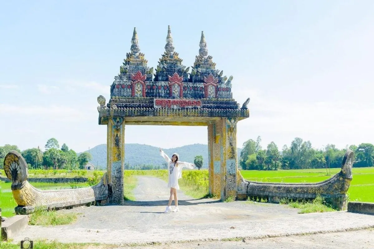 Check-in Cổng Trời Tri Tôn mùa lúa chín, vẻ đẹp An Giang thơ mộng